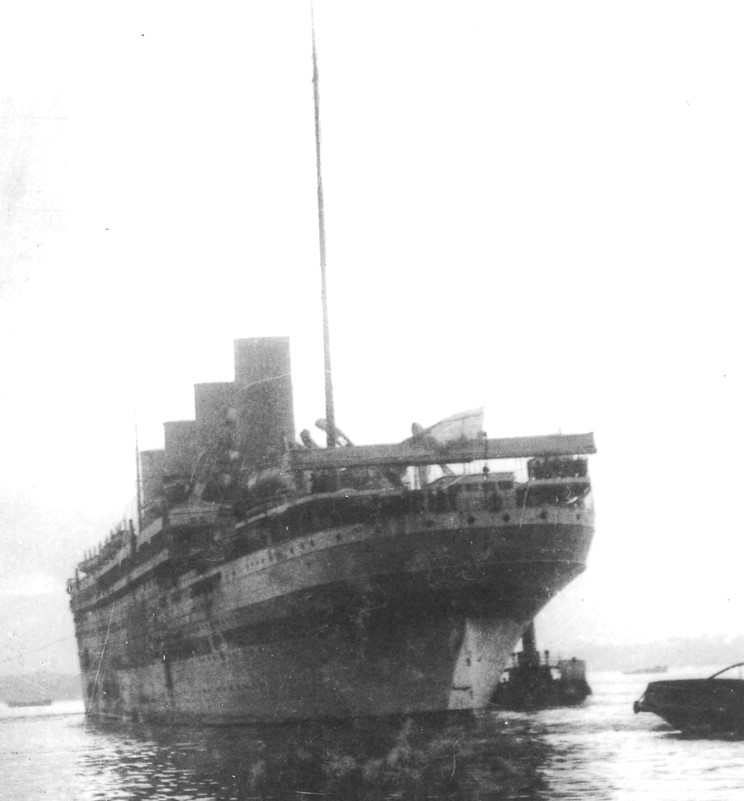 Младший брат "Титаника" () Младший брат "Титаника"