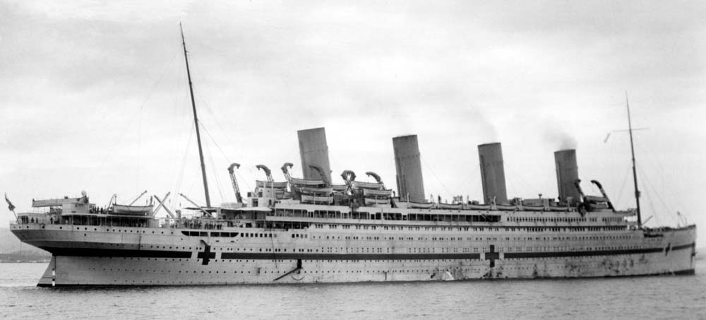 Младший брат "Титаника" () Младший брат "Титаника"