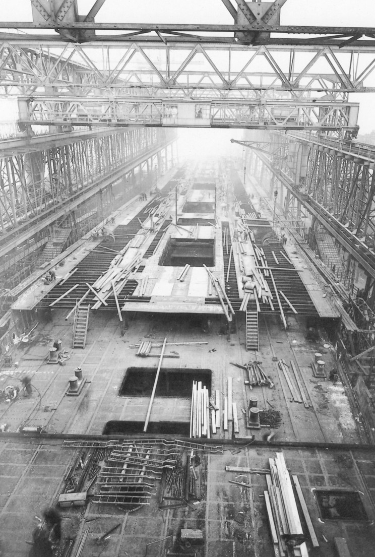 Младший брат "Титаника" () Младший брат "Титаника"