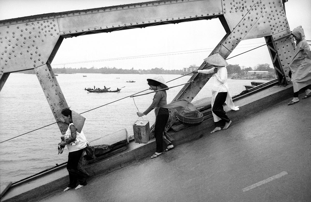 Начало войны во Вьетнаме: Часть 1 () Начало войны во Вьетнаме: Часть 1