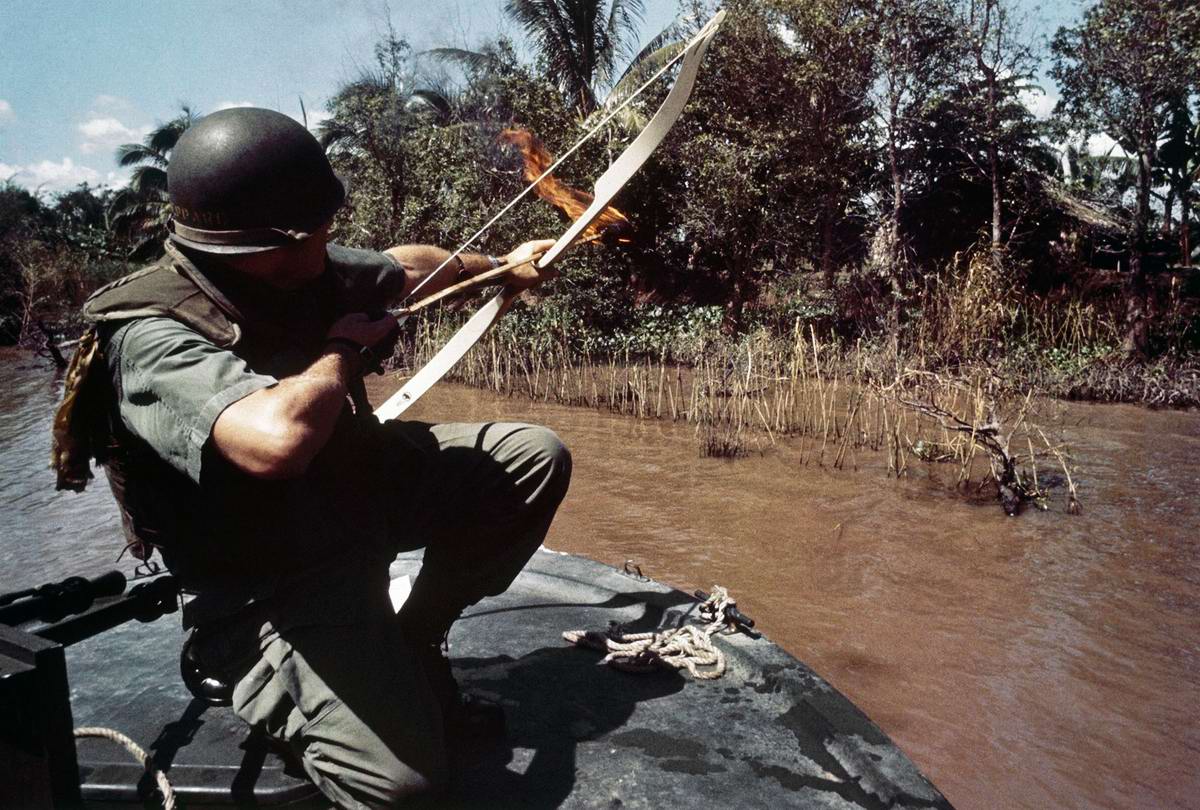 Начало войны во Вьетнаме: Часть 1 () Начало войны во Вьетнаме: Часть 1