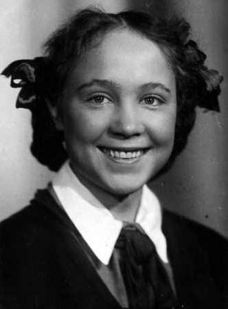 Надежда Румянцева - жизнь и роли () Надежда Румянцева - жизнь и роли