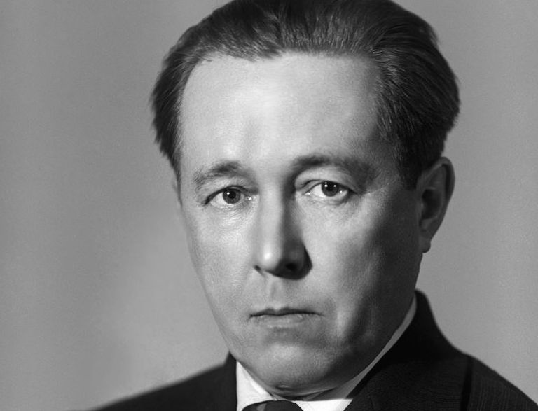 Нобелевский лауреат Александр Солженицын () Нобелевский лауреат Александр Солженицын