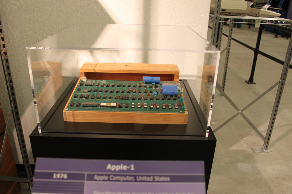 Основа инженерии Apple: Стив Возняк () Основа инженерии Apple: Стив Возняк