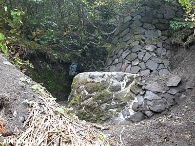 Остров Матуа на Курилах () Остров Матуа на Курилах