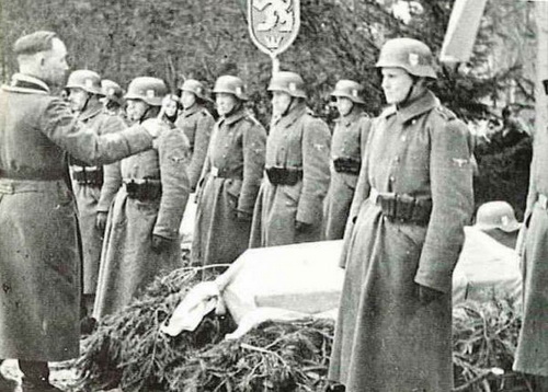 Откровения майора дивизии СС Галичина: «Немцы разрешали нам ночевать только в хлевах»