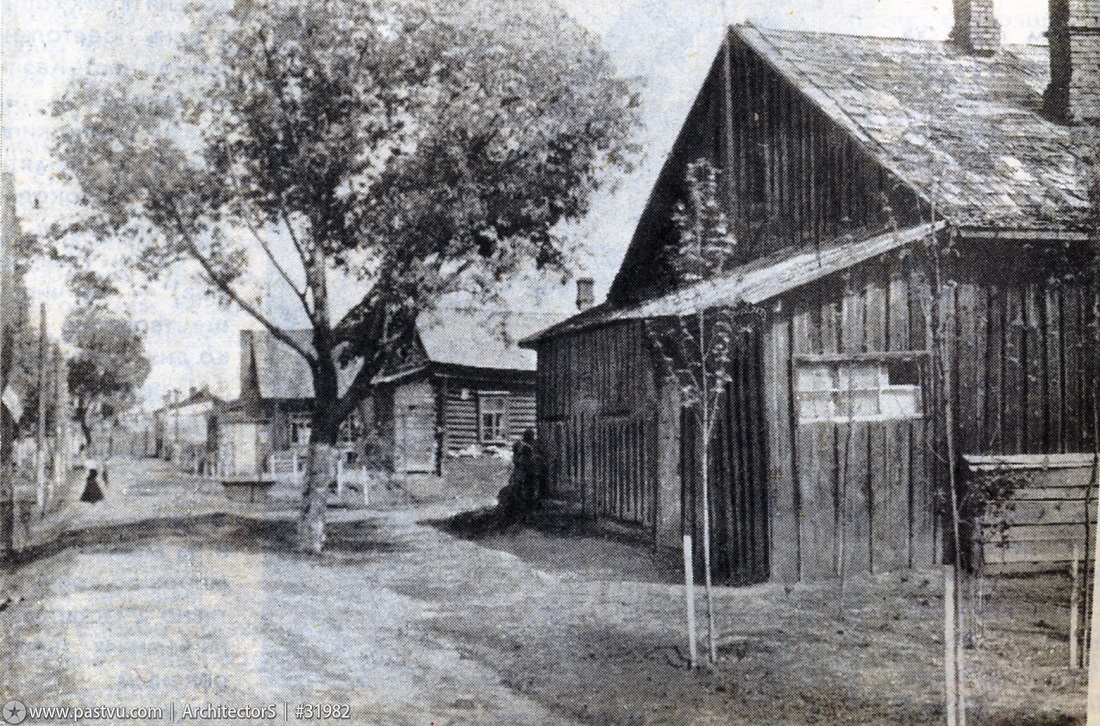 Прогулка по Москве 1943 года () Прогулка по Москве 1943 года