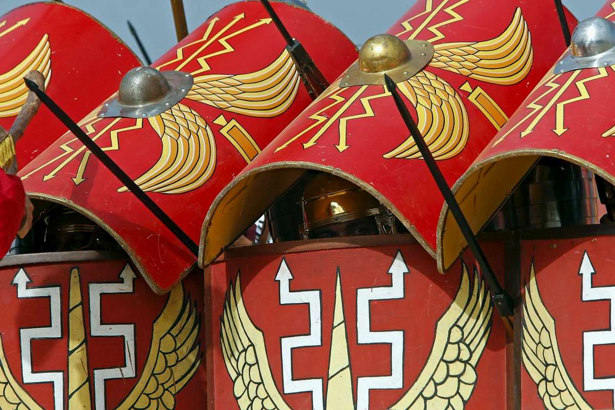 Реконструкция. () Реконструкция.