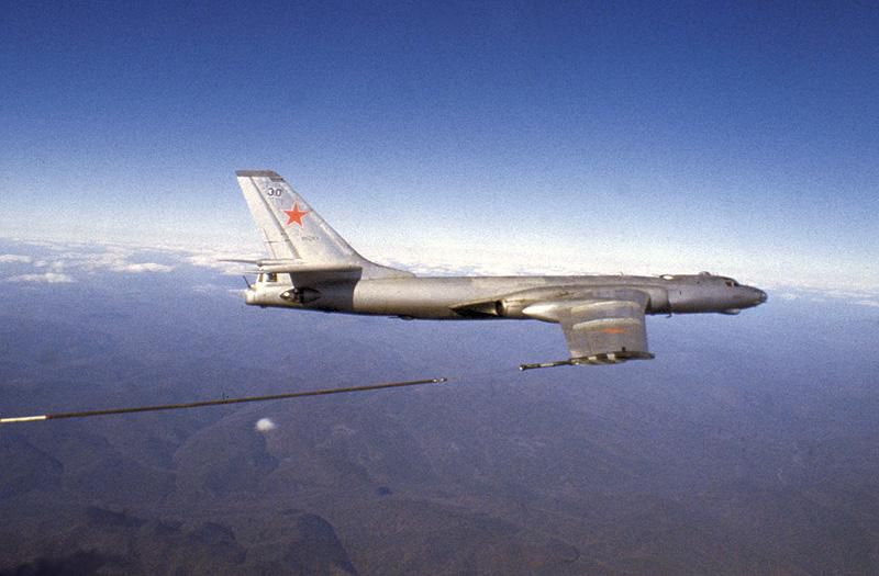 С крыла на крыло () С крыла на крыло