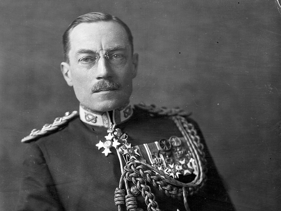 Шпионаж и контршпионаж по-джентльменски () Шпионаж и контршпионаж по-джентльменски