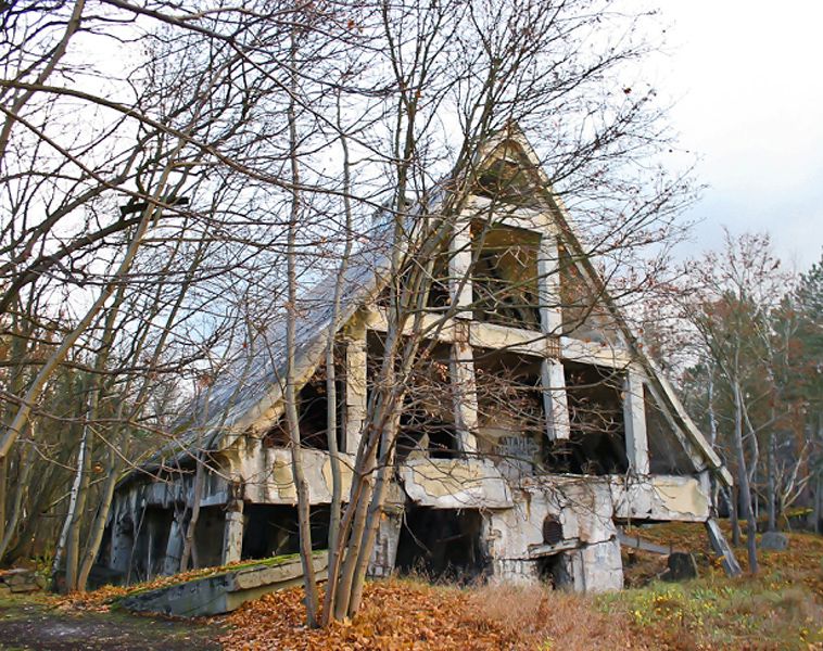 Штурм Берлина () Штурм Берлина