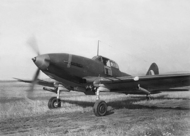 Штурмовик В-33