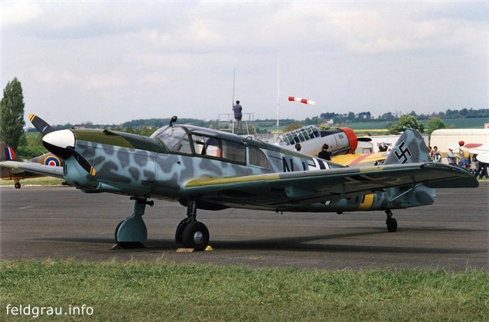 "Слёт" любителей старины. () "Слёт" любителей старины.