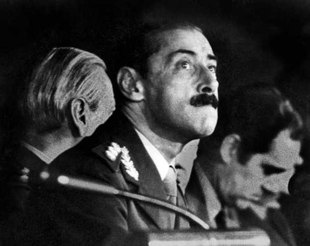 ТОП-5 хунт () ТОП-5 хунт