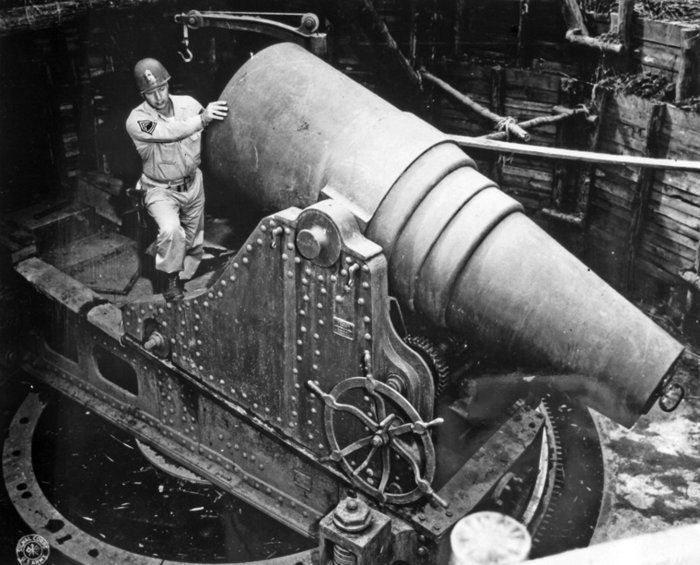 Трофей. 28 cm Howitzer L/10 () Трофей. 28 cm Howitzer L/10