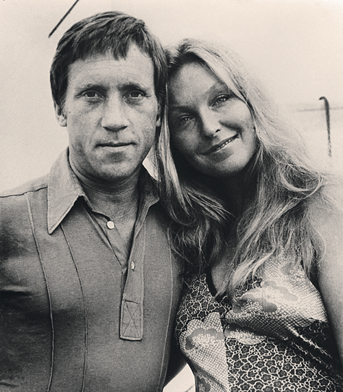 Владимир Высоцкий и Марина Влади. Снимок сделан через год с небольшим после съемок в Одессе - 1 июля 1979-го во время круиза на теплоходе «Шота Руставели». ИТАР-ТАСС