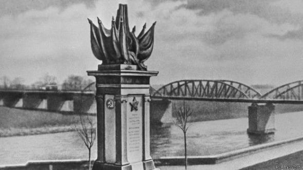 Встреча на Эльбе () Встреча на Эльбе