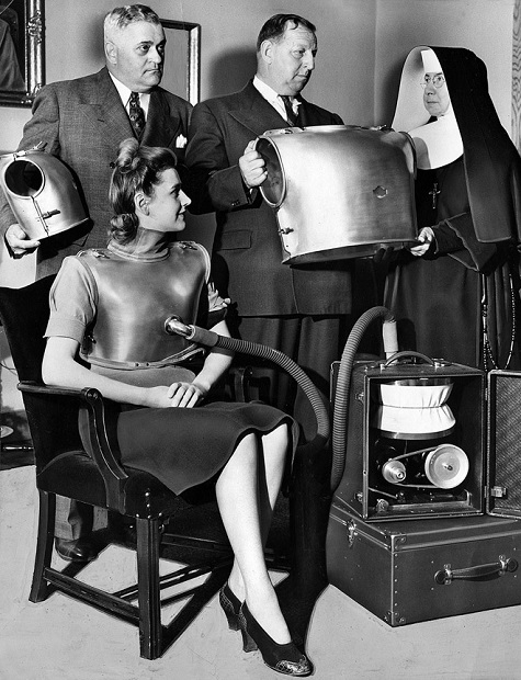 Духовные скрепы середины ХХ века: страх перед женщинами и крушением семьи () Духовные скрепы середины ХХ века: страх перед женщинами и крушением семьи