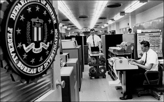 ФБР: скандалы, интриги, расследования () ФБР: скандалы, интриги, расследования