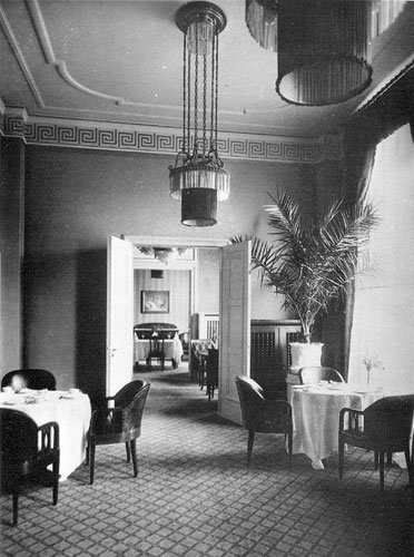 Гостиницы, пережившие века () Гостиницы, пережившие века