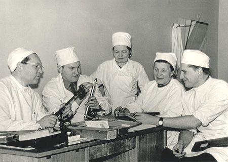 Хирургические руки генерала Пичуева () Хирургические руки генерала Пичуева