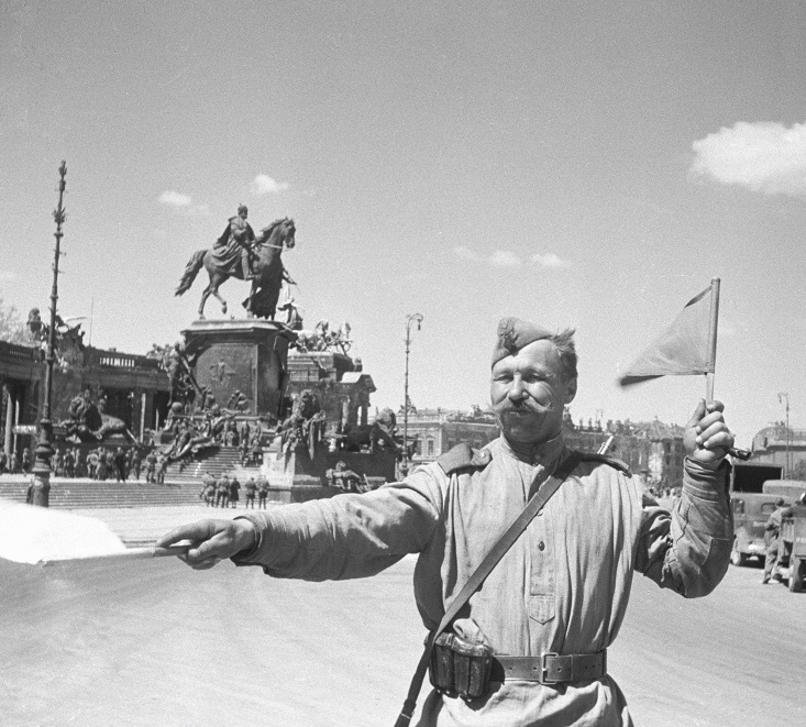 Как жилось в оккупированной Германии () Как жилось в оккупированной Германии