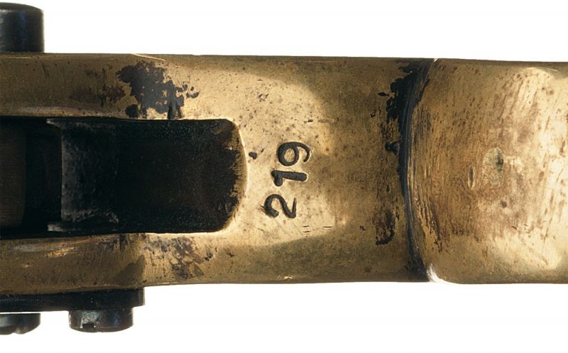 Капсюльный пистолет underhammer — кастет — кинжал () Капсюльный пистолет underhammer — кастет — кинжал