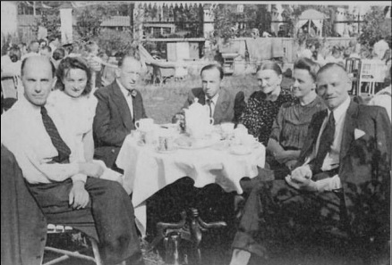 Пленный немецкий инженер Вальтер Хасс о жизни в СССР конца 1940-х () Пленный немецкий инженер Вальтер Хасс о жизни в СССР конца 1940-х