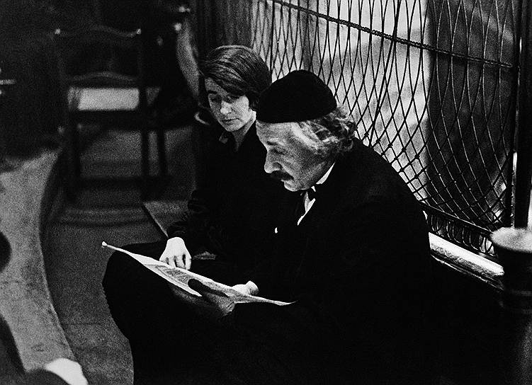 По стопам гения: Альберт Эйнштейн в галерее «Дилетанта»