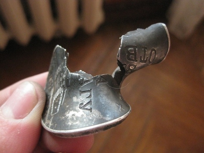 "Свинец" против "серебра".