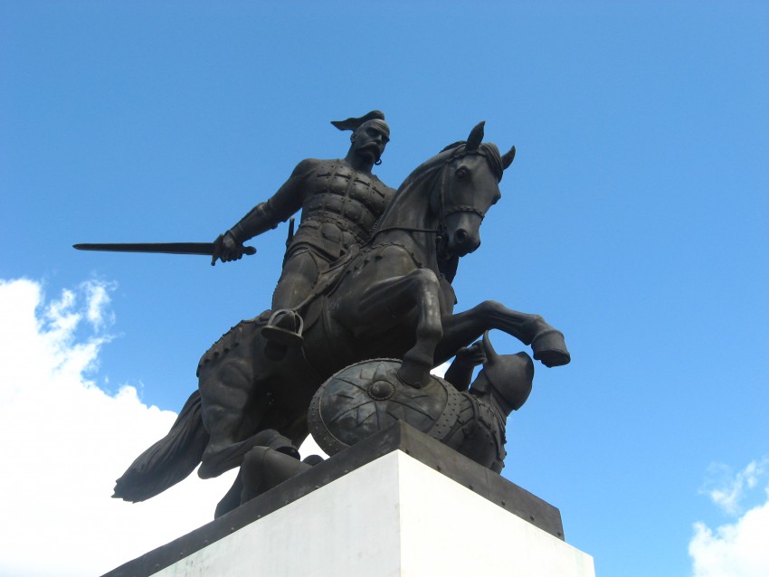 ТОП-5 правителей, погибших в бою () ТОП-5 правителей, погибших в бою