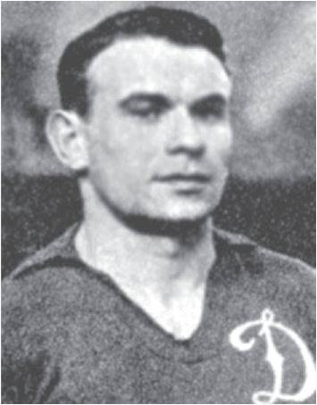 Тренер сборной СССР по футболу: Константин Бесков, в галерее «Дилетанта» () Тренер сборной СССР по футболу: Константин Бесков, в галерее «Дилетанта»