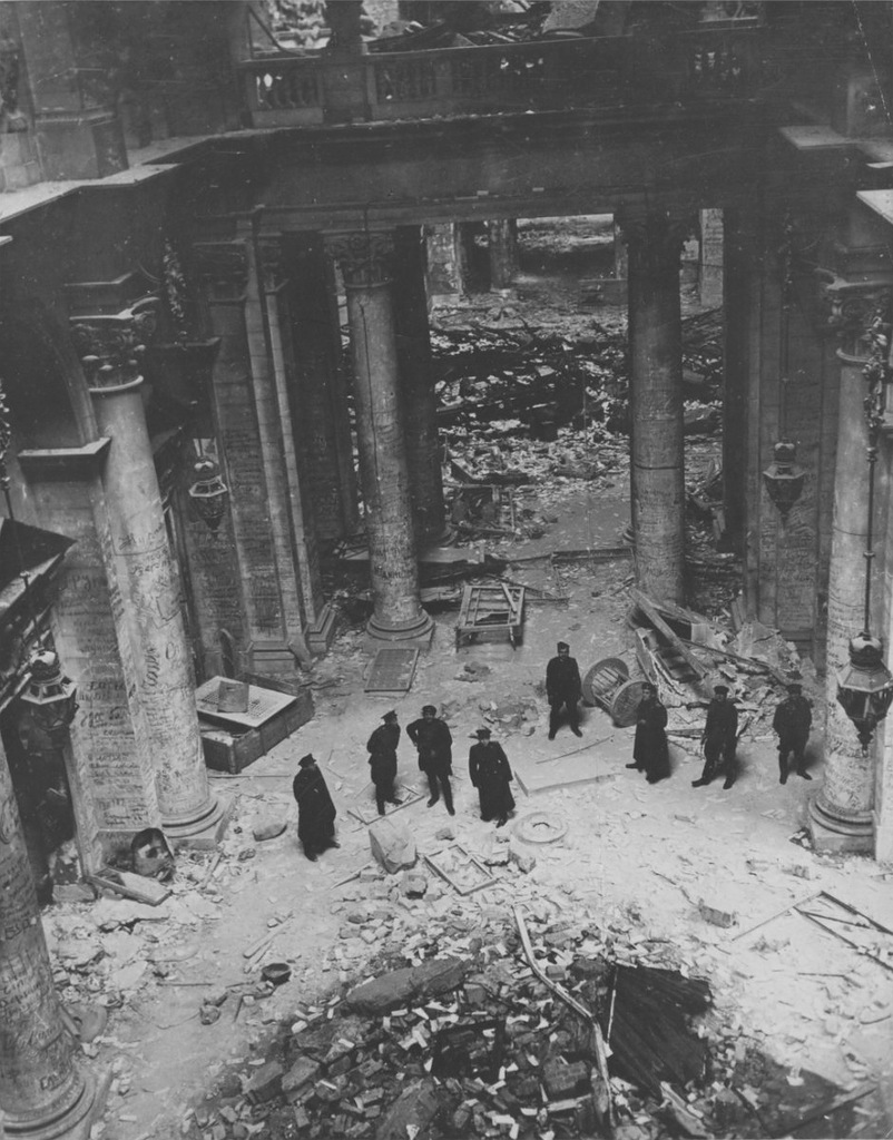 Взятие Рейхстага. () Взятие Рейхстага.