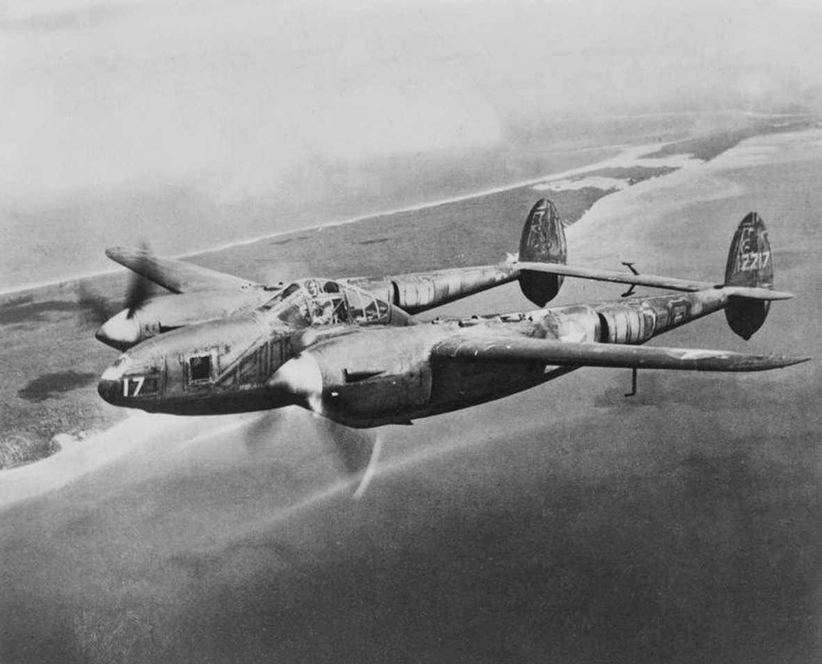 А ТЫ НЕ ЛЕТЧИК… () А ТЫ НЕ ЛЕТЧИК…