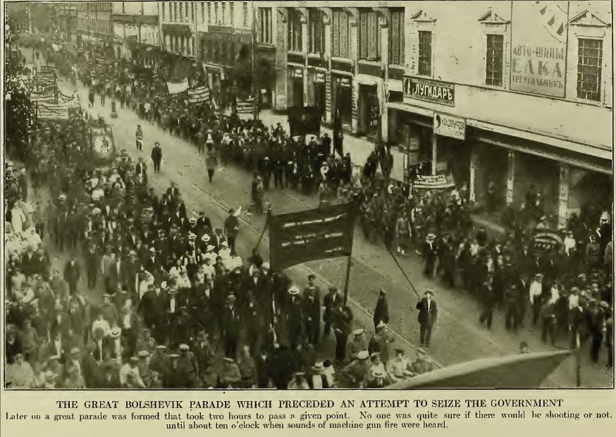 Фотографии Петрограда весны-лета 1917 года, сделанные Дональдом Томпсоном () Фотографии Петрограда весны-лета 1917 года, сделанные Дональдом Томпсоном