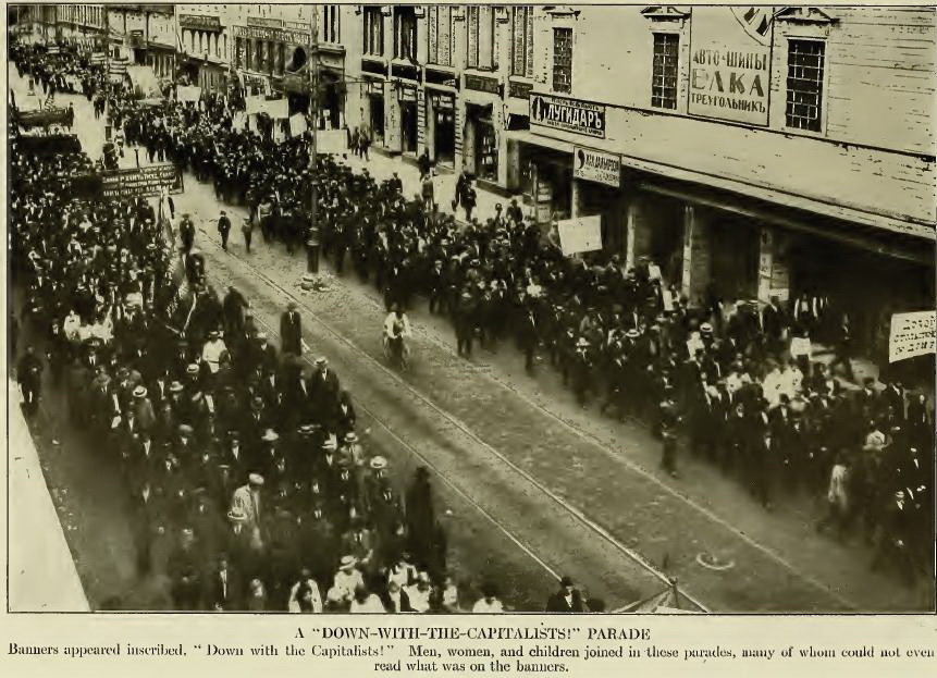 Фотографии Петрограда весны-лета 1917 года, сделанные Дональдом Томпсоном () Фотографии Петрограда весны-лета 1917 года, сделанные Дональдом Томпсоном