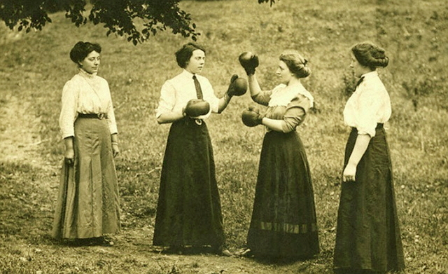 Хук левой - хук правой () Хук левой - хук правой