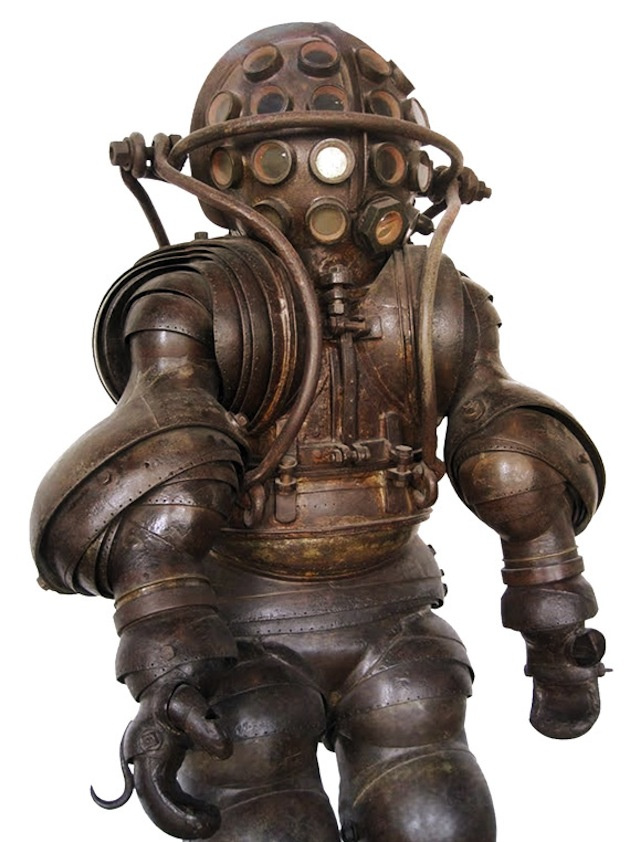 История создания скафандров () История создания скафандров