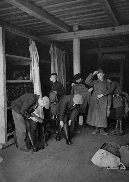 Как «косили» от армии в xx веке () Как «косили» от армии в xx веке