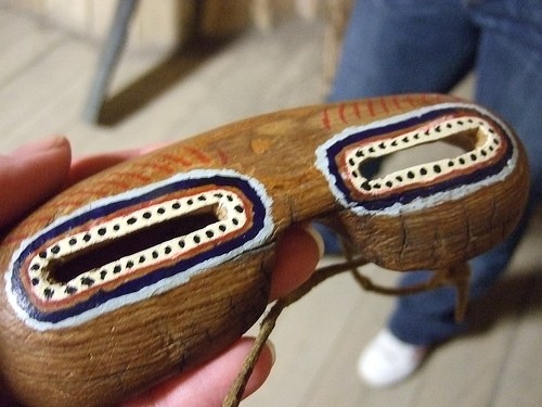 Мир в темном цвете: история солнцезащитных очков () Мир в темном цвете: история солнцезащитных очков