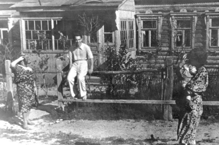 Он был идеологом советской космической программы () Он был идеологом советской космической программы