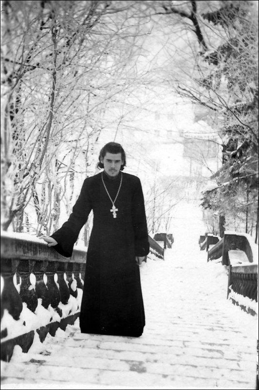 Патриарх Московский и всея Руси Алексий II () Патриарх Московский и всея Руси Алексий II