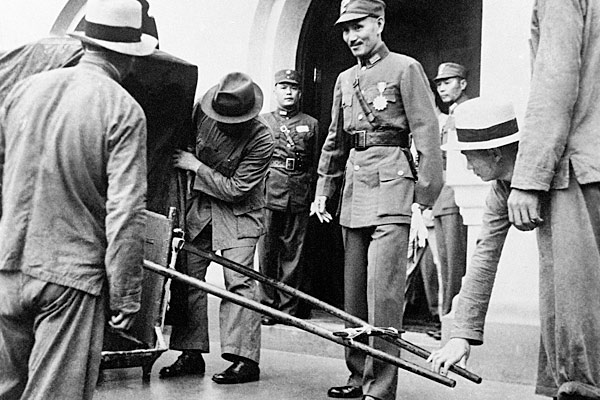 Помощь СССР Китаю в 1937-1940 годах Помощь СССР Китаю в 1937-1940 годах