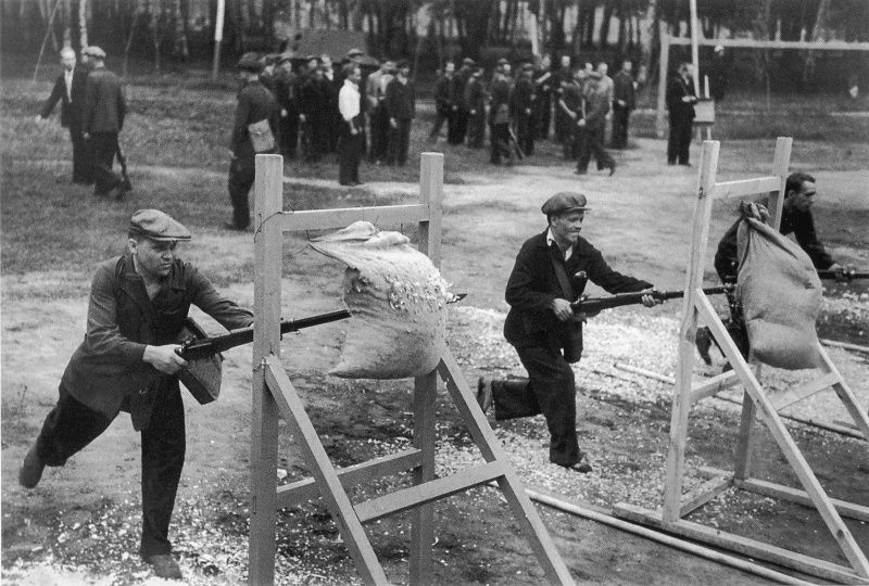 Рукопашный бой: секретное оружие Красной Армии () Рукопашный бой: секретное оружие Красной Армии