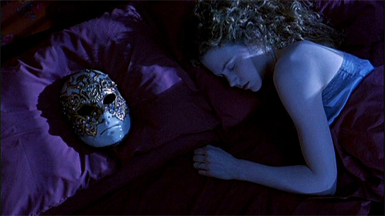 «С широко закрытыми глазами». история фильма и связанных с ним загадок () «С широко закрытыми глазами». история фильма и связанных с ним загадок