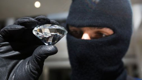 Самые громкие кражи драгоценностей () Самые громкие кражи драгоценностей