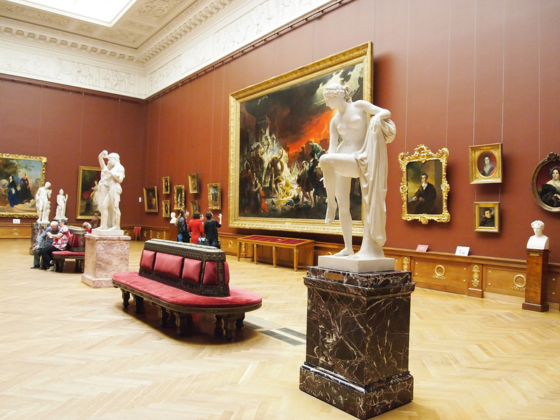 Сокровищница русской живописи: история русского музея