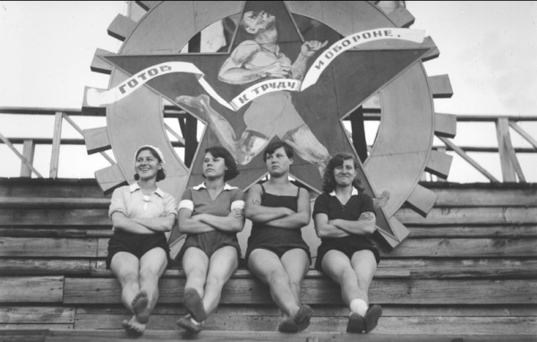 Спартак против олимпа () Спартак против олимпа