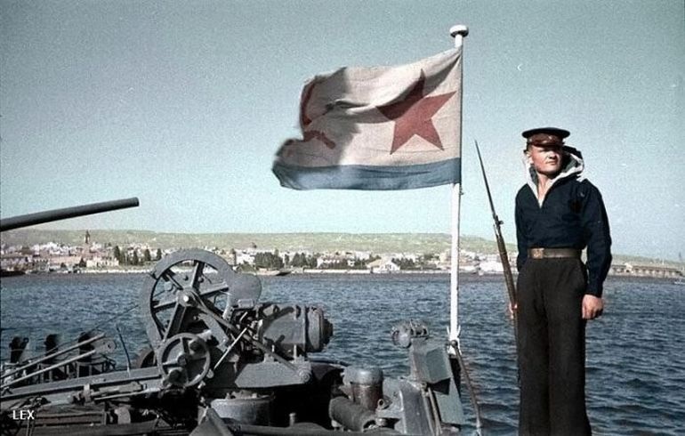 Суеверия и традиции моряков () Суеверия и традиции моряков