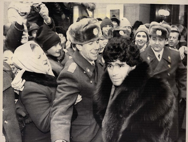 Звездный союз: зарубежные знаменитости в ссср () Звездный союз: зарубежные знаменитости в ссср